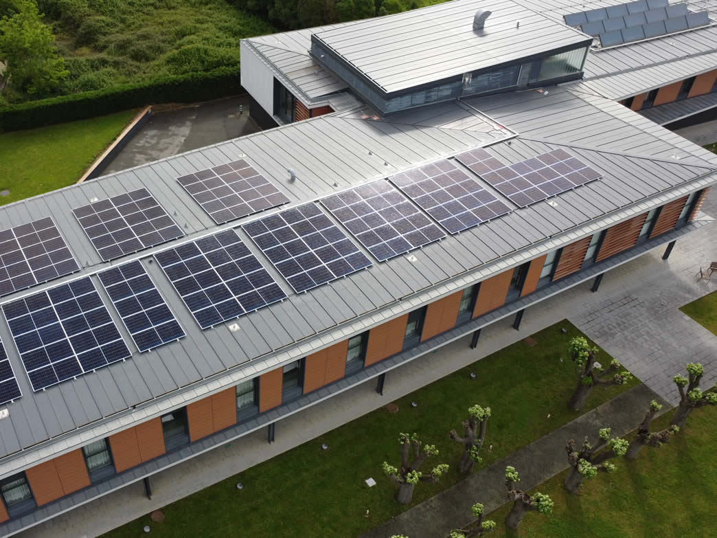 Altenpflege mit Solarenergie: Die Residencia La Golondrina auf dem Weg zur Nachhaltigkeit